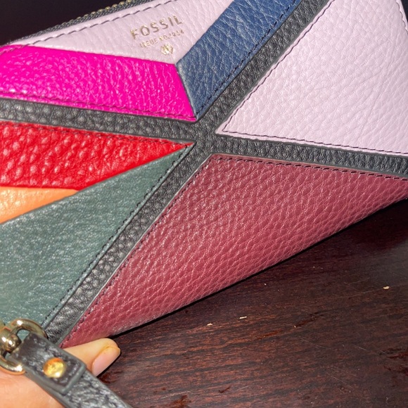 Fossil wristlet - Picture 3 of 4